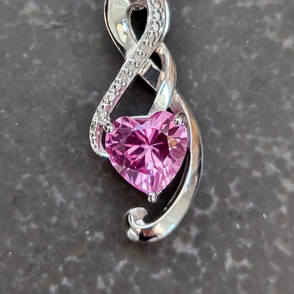 PINK SAPHIRE HEART NECKLACE